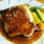 ビストロ黒屋 - お魚のランチ1,200円（税込）　魚介の包み焼です。