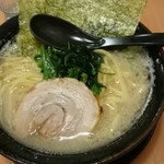 横浜家系ラーメン春樹 - 