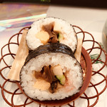 お食事処笹ご茶屋 - 太巻き寿司は普通に美味しかったです。