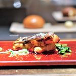 エクアトゥール - 鰻、 やげん軟骨と銀杏のガレット仕立て、 芹と山椒を散らして