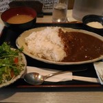 旬味　和しん - カレーライス定食（日替わり定食）
            大阪っぽい甘くて辛いカレー