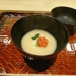 Takanawa Kaiseki Fuji - 白味噌仕立てのお雑煮