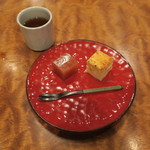 カフェレストラン やよい - 柿と胡桃の羊羹 林檎のシブースト1