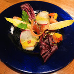無国籍バル KAIKYO - 本日の三種盛りカルパッチョ