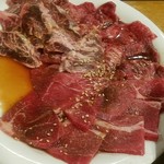 元氣七輪焼肉 牛繁 - ロース、カルビ、ツラミ