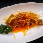 中国家庭料理 神洲之華 - ザーサイとネギの唐辛子あえ