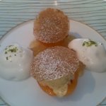 マノワール・ディノ - 