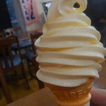 Sakashouno Yakata - 大吟醸ソフトクリーム310円。試飲の前に食べましょう！