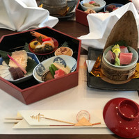 寿司割烹 「ともづな」 ヒルトン福岡シーホーク - おせち