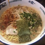 まぼろし軒 - 豚骨醤油ワンタン  からしトッピング
