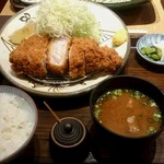 Fujiki - いも豚 厚切ロースカツ御膳（1580円）