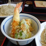 久保田 - 「天丼(小)」は海老、ゲソ、ピーマン