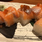 さかなや道場 - 活〆サーモンの棒寿司