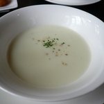 グリル マツモト - カリフラワーのポタージュ