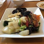 虎包 - 十種野菜の八宝菜定食