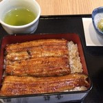 鰻 登亭 - 梅のアップ