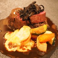 トレフミヤモト - ランチコース 6534円 の北海道の鹿肉 季節のキノコ グラタン