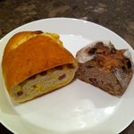 レイヨンヴェール - ハムとチーズのパン・くるみのパン