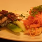 フレンチ流惣菜 Day's Kitchen 創 - 野菜と魚　アスパラとサバ、鮭の竜田揚げにニンジン