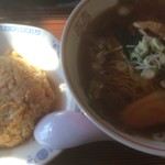 源保苑 - 半ラーメン、半チャーハンセット