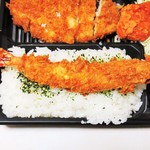 とんかつ新宿さぼてんデリカ - 特大エビフライ。399円