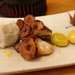 浅草じゅうろく - 群馬産海老芋、明石真蛸、京都銀杏。