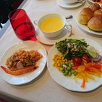 Casual dining URBANO - サラダ＆パエリア 2018年1月