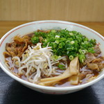 中華そば 春陽軒 - 肉入り　小