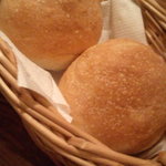 ビストロタツミ - 自家製ﾊﾟﾝ