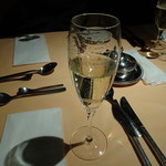 軽井沢ホテルそよかぜ - スパークリングワインをボトルで頂戴しました。