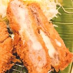 Tonkatsu Wakou - チーズ入りメンチかつ