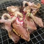 Sumibi Shichirin Horumon Yaki Chimman - タン､ナンコツ､コブクロ焼いてます