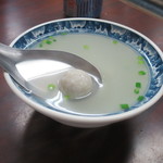 再發號 - 魚のつみれスープ30元