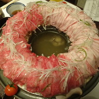 諏訪回廊 客人 - 黒毛和牛とさくらポークの肉炊き鍋　5000円のコース