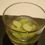 オルタシア - 有機野菜のヴァリエーション(トマトのジュレ。茶豆入り)。