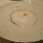 オルタシア - ブラウンマッシュルームのポタージュ　フォアグラのフラン　カプチーノスタイル。