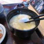 kaisenizakayaippachi - お味噌汁にはブリの切り身も入ってましたよ