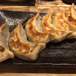 肉汁餃子のダンダダン - 焼き餃子