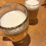 Saizeriya - 生ビールジョッキとグラス