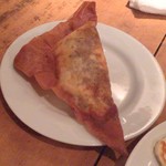 Bistro ひつじや - ランチでもおなじみのチュニジアのぎょうざ720円