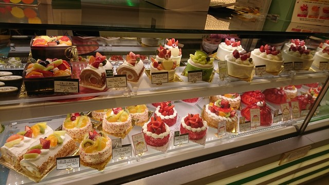新宿高野 上野松坂屋店 上野広小路 ケーキ 食べログ