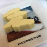 ザ モメンタム バイ ポルシェ - ポルシェのチョコ