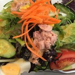 PIZZA BORSA - 店名を冠したBORSA SALAD