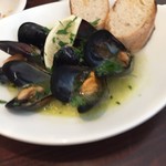 PIZZA BORSA - コッツェの蒸し物