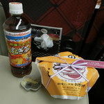 峠の釜めし おぎのや - 今回は、麦茶をお供に