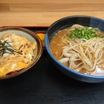 門松本家 ザ・どんぶり屋 - ほるもん味噌ラーメンとミニどんぶり(チキンかつ)