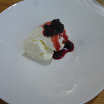 Moliere Cafe　降っても晴れても - 