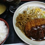 マグネット - 本日のサービスランチのチキンカツ定食(880円)