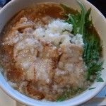 レインボーカフェ - 燕三条系背脂煮干し醤油ラーメン。650円也。