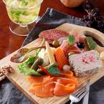 トウキョウ サロナード カフェ ダブ - 